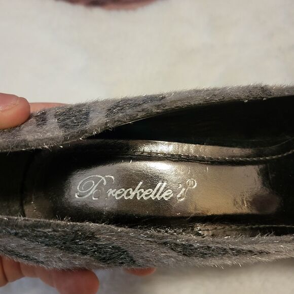 Breckelles Zebra fur print pumps - Picture 3 of 7